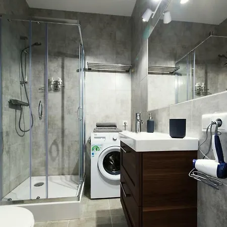 Pernavas Iela 15a Apartamento *
